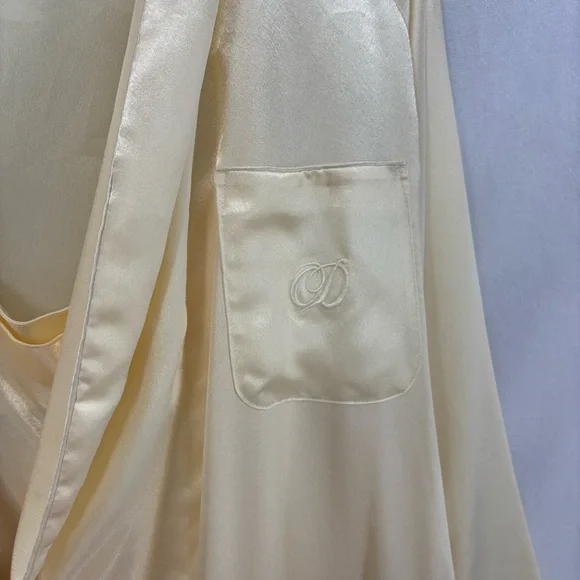 Christian Dior Butter Yellow Robe & Nightgown dress set Women’s XL luxurious